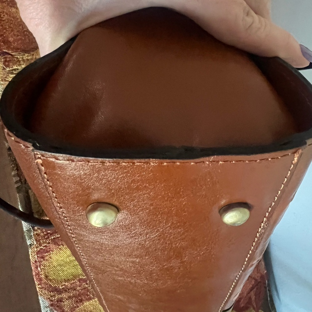 Patricia Nash Tooled Brown Embossed Handbag - Picture 12 of 14